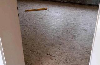 Wohnung kaufen in 95163 Weißenstadt, Weißenstadt - Eigentumswohnung neuer Boden und neue Fenster