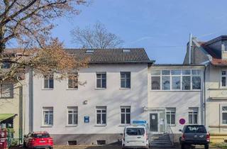 Haus kaufen in 15366 Neuenhagen, Neuenhagen bei Berlin - Wohn- und Geschäftshaus mit attraktiver Maisonette-Wohnung, Praxis und Einliegerwohnung, nahe S-Bhf