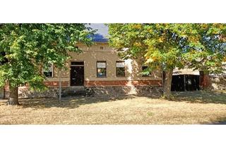 Mehrfamilienhaus kaufen in 13465 Berlin, Berlin - Mehrfamilienhaus mit Nebengebauden in 16835 Dierberg