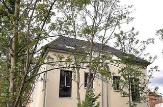 Haus mieten in Robert-Koch-Straße 10, 04435 Schkeuditz, Schkeuditz - Exklusiv Doppelhaushälfte über 3 Etagen mit Terrasse und Garten