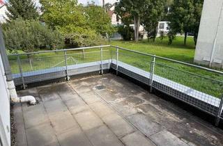 Wohnung kaufen in Flachter Straße 45/1, 71287 Weissach, 3-Zimmer-EG-Eigentumswohnung mit großer Terrasse in Weissach
