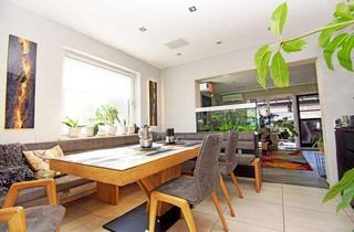 Wohnung kaufen in 91629 Weihenzell, Ansbach-Weihenzell: Zeitlos schöne, moderne 4- Zimmer-EG-Wohnung mit Doppelgarage und Carport