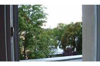 Wohnung kaufen in Gutenbergstraße 23, 12557 Köpenick, 2 schöne Altbauwohnungen im Paket im beliebten Ortsteil Treptow-Köpenick - mit Blick auf die Dahme