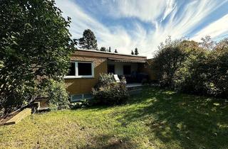 Wohnung kaufen in 12309 Lichtenrade, Großer Garten, Terrasse, Hobbyraum: Doppelhaushälfte in Lichtenrade