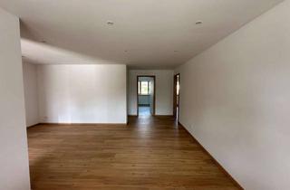 Wohnung mieten in Hauptstraße, 84375 Kirchdorf, Erstbezug nach Sanierung: 4-Zimmer-Wohnung mit Balkon in Kirchdorf am Inn