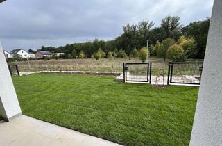 Wohnung mieten in Zum Pumpwerk, 65795 Hattersheim, Exklusive Neubauwohnung mit Waldblick und Garten in Toplage