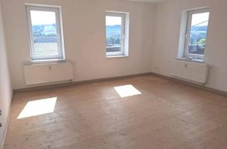 Wohnung mieten in Töpfergasse 80, 09526 Olbernhau, 2-Raum-Wohnung: Terasse, Stellplatz und Treppenlift