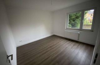 Wohnung mieten in Bickernstraße 80, 44649 Wanne, Ruhig gelegene Erdgeschosswohnung mit 4,5 Zimmern in Herne