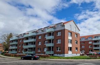 Wohnung mieten in Hebbelstraße 21, 23566 St. Gertrud, 2 Zimmer-DG-Wohnung auf Marli mit Balkon
