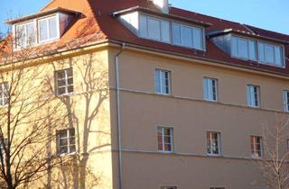 Wohnung mieten in Teplitzer Str. 72, 01219 Leubnitz-Neuostra, Schöne Dachgeschoss-Wohnung mit Loggia zu vermieten