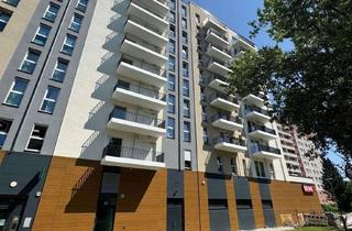 Wohnung mieten in Marchwitzastraße 29c, 12681 Marzahn, Wunderschöne 4-Zimmer-Wohnung mit zwei Bädern und Balkon in Berlin