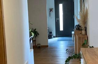 Wohnung mieten in 97264 Helmstadt, große 3-Zimmer Wohnung mit Terrasse in Helmstadt