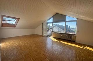 Wohnung mieten in Forchenweg 5/1, 71229 Leonberg, Helle 1,5 Zimmer-Dachgeschosswohnung mit Balkon in Leonberg-Warmbronn