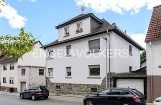 Mehrfamilienhaus kaufen in 61381 Friedrichsdorf, Vielseitiges Mehrfamilienhausmit Charme und Potenzial