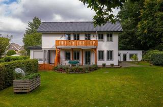 Haus kaufen in 23689 Pansdorf, Saniertes ZFH mit 11 Zimmern, 4 Bädern, 2 Terrassen und Balkonen und 4 Stellplätzen in Pansdorf