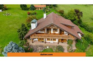 Haus kaufen in 75399 Unterreichenbach, Österreichisches Chalet im Schwarzwald – Einzigartiges Anwesen mit 7 Garagen und Weitblick