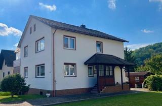 Haus kaufen in 37276 Meinhard, Großes Wohnhaus mit schönem Garten in Meinhard