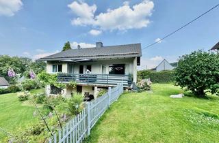 Einfamilienhaus kaufen in 51588 Nümbrecht, Frei stehendes Einfamilienhaus mit traumhaftem Garten in Anliegerstraße