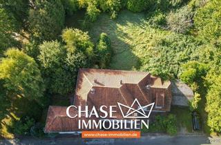 Mehrfamilienhaus kaufen in 31547 Rehburg-Loccum, Riesiges Baugrundstück mit Potential in Rehburg-Loccum - 4-Parteien-MFH bereits vorhanden!