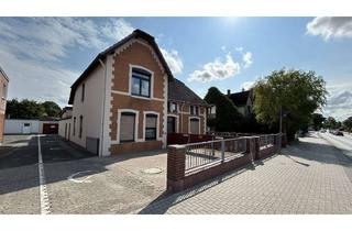 Anlageobjekt in 23795 Bad Segeberg, Drei vermietete Wohnungen und Anbau mit Bungalow