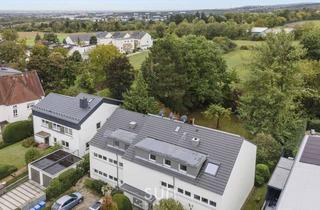 Wohnung kaufen in 61476 Kronberg im Taunus, KfW55, 2023er Neubaufeeling und naturnahes exklusives Wohnen: Helle 3-Zimmer-Traumwohnung!