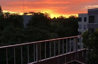 Wohnung mieten in Lehrter Straße 25, 10557 Tiergarten, 105qm lichtdurchflutete Dachgeschosswohnung mit Blick ins Grüne – eigener Stellplatz inkl. Wallbox