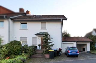 Doppelhaushälfte kaufen in 36100 Petersberg, Wohnen mit Blick auf die Liobakirche: Doppelhaushälfte mit Garage in Petersberg