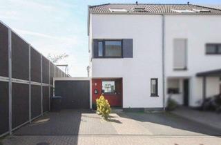 Einfamilienhaus kaufen in 40764 Langenfeld, Langenfeld (Rheinland) - Langenfeld: Modernes KfW 55 Reihenendhaus mit 4 Schlafzimmern, 2 Bäder, Garage und 2 Stellplätzen!