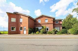 Einfamilienhaus kaufen in 25358 Sommerland, Sommerland - Viel Platz & Gestaltungsmöglichkeiten - Einfamilienhaus mit Einliegerwohnung in Sommerland