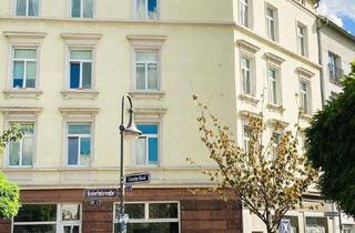 Wohnung kaufen in 60318 Frankfurt, Frankfurt am Main - Bezugsfertige 3,5 Zimmer Dachgeschoss-Maisonette-Wohnung auf zwei Ebenen mit Balkon & Skylineblick