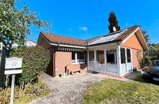 Einfamilienhaus kaufen in 21680 Stade, Stade - Kleiner Bungalow