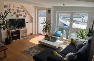 Wohnung kaufen in 10559 Berlin, Berlin - 4-Zimmer Dachgeschoss-Wohnung in Moabit - provisionsfrei