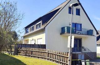 Haus kaufen in 56291 Pfalzfeld, Pfalzfeld - Solides Zweifamilienhaus zur Vermietung undoder Eigennutzung