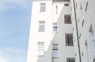 Wohnung kaufen in Malmöer Straße 25, 10439 Prenzlauer Berg, HOMESK - 10-Jahre Sperrfrist -Vermietete 3-Zimmer-Altbauwohnung mit zwei Balkonen in Prenzlauer Berg