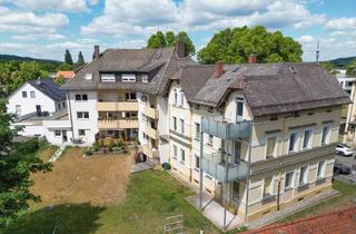 Wohnung kaufen in Sattlertorstraße 25a, 91301 Forchheim, Helle und freundliche 3-Zimmer-Dachgeschoss-Wohnung in der Forchheimer Innenstadt - gleich am Stadtp