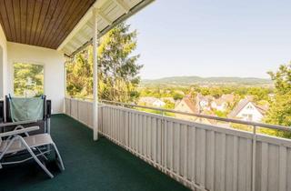 Wohnung kaufen in 34132 Oberzwehren, Großzügige 5-Zimmer-Wohnung mit Balkon und herrlichem Ausblick in Kassel-Oberzwehren - leerstehend