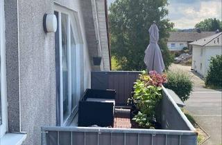 Wohnung kaufen in Bommerholzer Str. 23b, 58452 Witten, Gemütliche Kapitalanlage im Dachgeschoss eines 7 Familienhauses mit Balkon