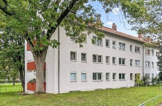Wohnung kaufen in 93053 Kasernenviertel, 1-Zimmer-Dachgeschosswohnung - vermietet - in Regensburg-Kasernenviertel