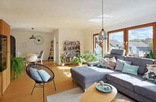 Wohnung kaufen in 73240 Wendlingen, Modernisiert, sonnig, komfortabel: 3,5-Zimmer-Wohnung mit Loggia, Tiefgarage und Wallbox