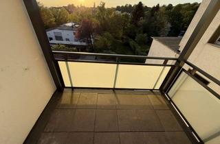 Wohnung mieten in Lange Str. 32, 42857 Remscheid, Schöne 2 Z Altbauwohnung mit Balkon und Weitblick