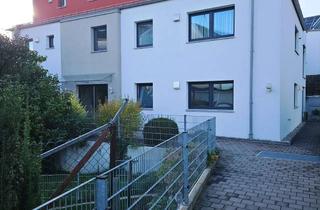 Wohnung mieten in 85276 Pfaffenhofen, Exklusive 3-Zimmer Obergeschoss-Whg. im Zentrum von Pfaffenhofen! -Aufzug, Terrasse, FBH, 2 Bäder-