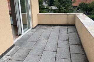 Wohnung mieten in Jägerweg 15, 12529 Schönefeld, Sanierte 3,5-Zimmer-Wohnung mit Balkon und EBK in Schönefeld