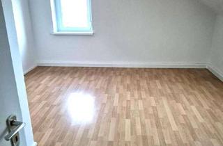 Wohnung mieten in Greiendorfer Weg, 91315 Höchstadt, Renovierte 1,5-Zimmer-Dachgeschosswohnung