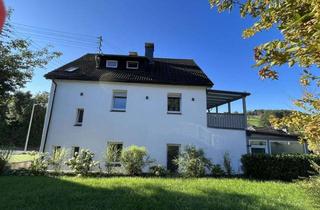 Wohnung mieten in 57399 Kirchhundem, Rahrbach: teilmöblierte 50m² DG Wohnung ab sofort WARM zu vermieten!