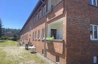 Wohnung mieten in Waldsiedlung 17, 19339 Plattenburg, Schöne helle 4‑Raum‑Wohnung mit Einbauküche und Balkon am Waldrand in Plattenburg‑Glöwen