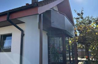 Wohnung mieten in Heinrich Friess Strasse 49, 74229 Oedheim, Helle 2-Zimmer Dachgeschosswohnung in Oedheim