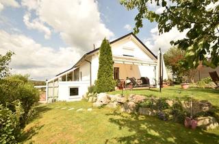 Einfamilienhaus kaufen in 75233 Tiefenbronn, Modernes Ein- bis Zweifamilienhaus - Ideal für Familien und schon jetzt bereit für die Zukunft