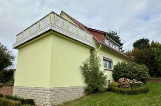 Haus kaufen in 37127 Jühnde, Traumhaus am Feldrand – Großzügiges Ein-/Zweifamilienhaus mit Doppelgarage, Stall und großem Garten