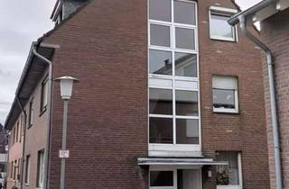 Mehrfamilienhaus kaufen in 41472 Neuss, Mehrfamilienhaus in ruhiger Lage von Neuss-Holzheim