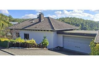 Haus kaufen in 35239 Steffenberg, Traumhafte Immobilie in Südhanglage mit Einliegerwohnung